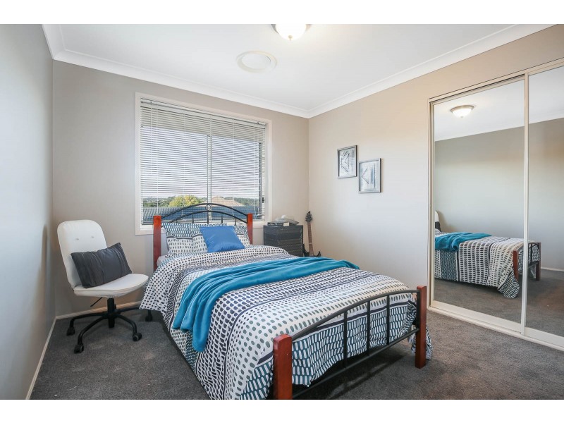 12 Brampton Drive, Beaumont Hills NSW 2155