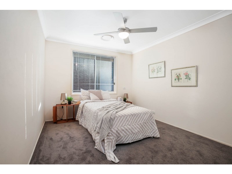 12 Brampton Drive, Beaumont Hills NSW 2155