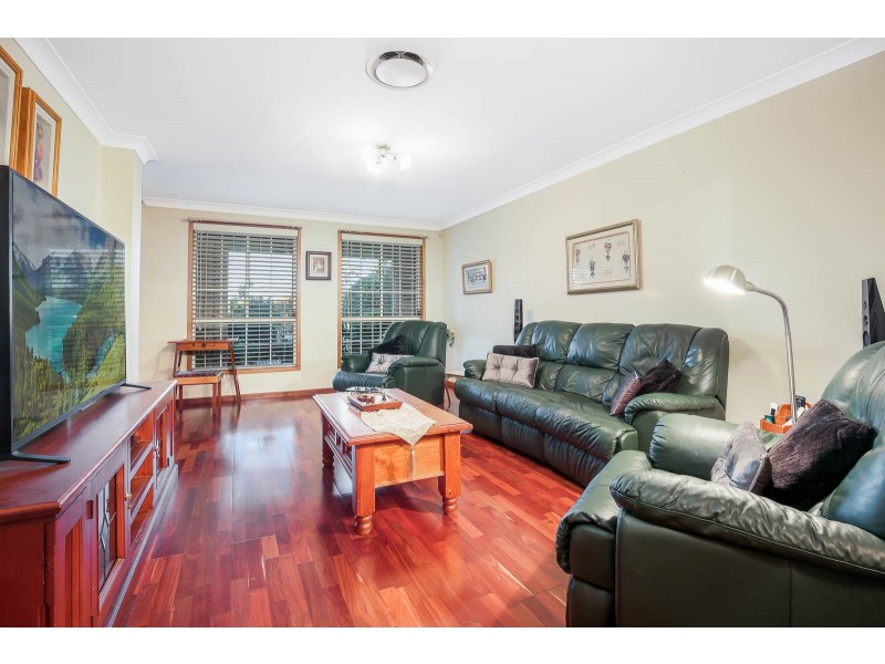 18 Tallowood Grove, Beaumont Hills NSW 2155