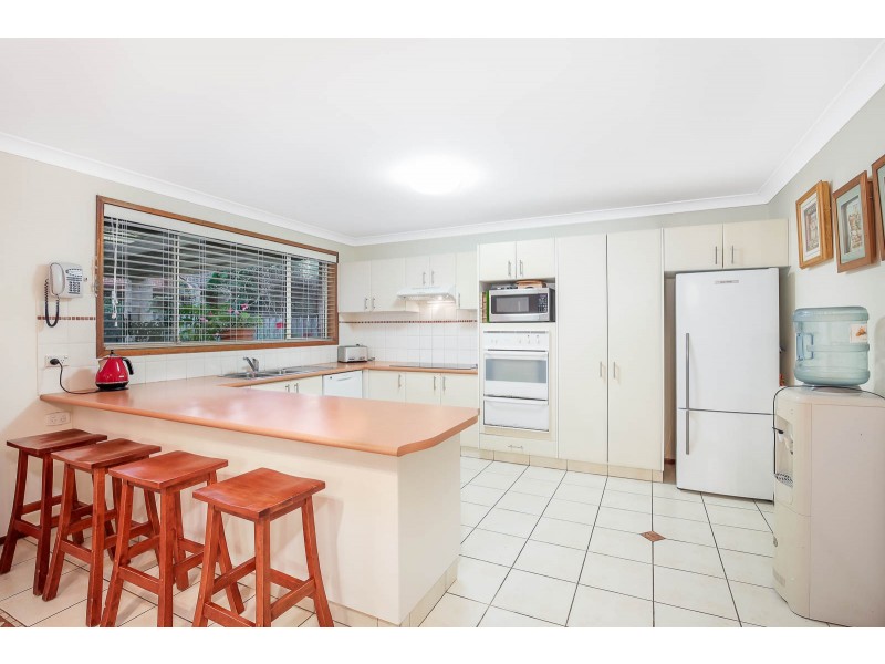 18 Tallowood Grove, Beaumont Hills NSW 2155
