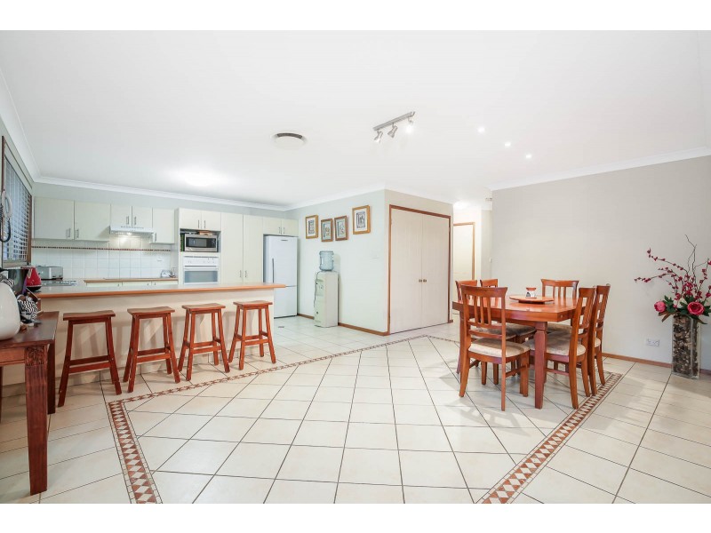 18 Tallowood Grove, Beaumont Hills NSW 2155