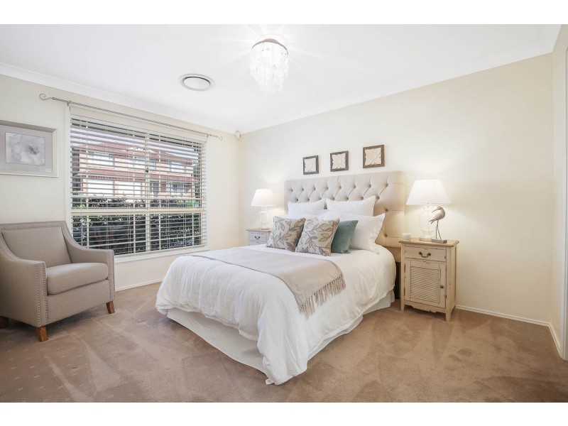 73 Thompson Crescent, Glenwood NSW 2768