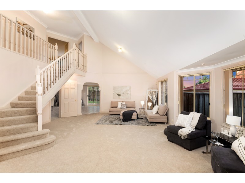 16 Tellicherry Circuit, Beaumont Hills NSW 2155