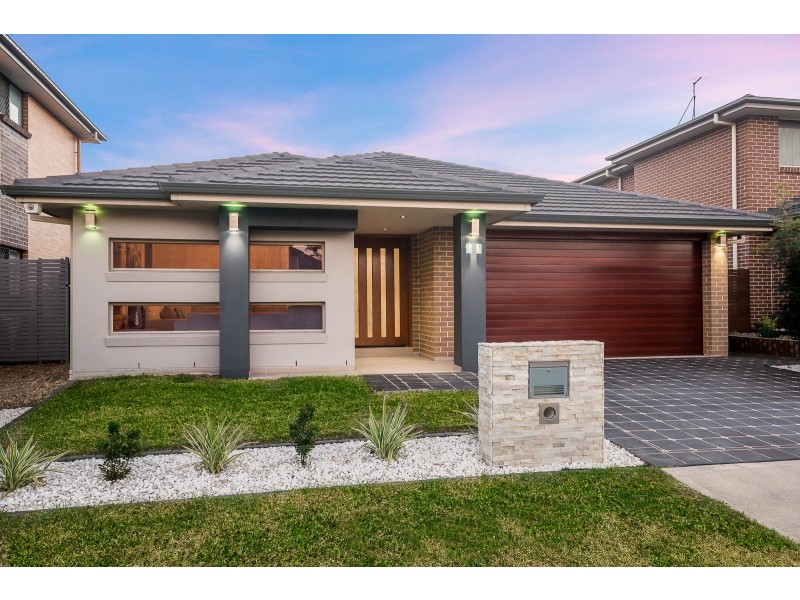 16  Avon Street, The Ponds NSW 2769