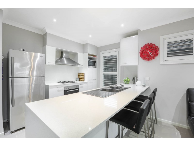 62 Waterfall Boulevard, The Ponds NSW 2769