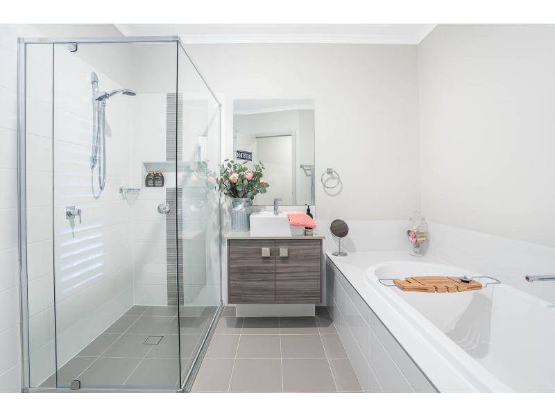 47 Waterfall Boulevard, The Ponds NSW 2769