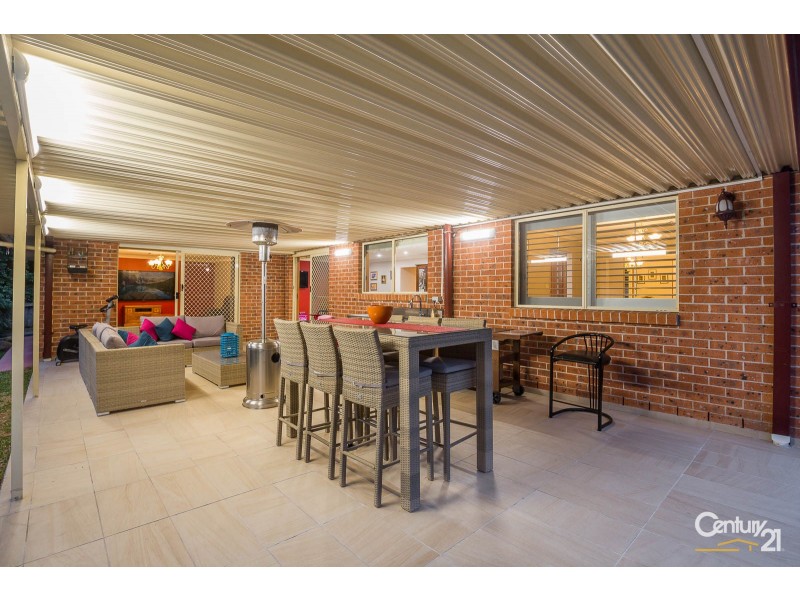 129 Brampton Drive, Beaumont Hills NSW 2155