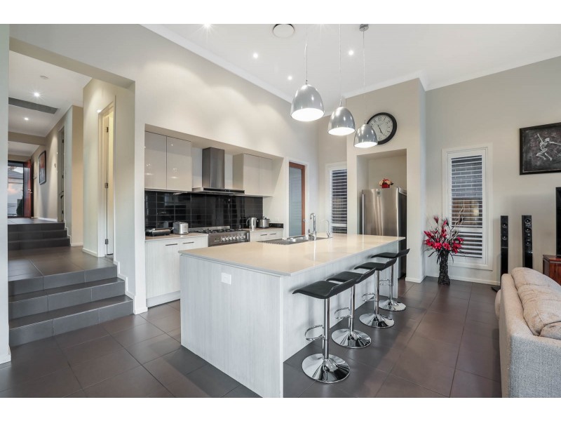 6 Cheval Street, Beaumont Hills NSW 2155