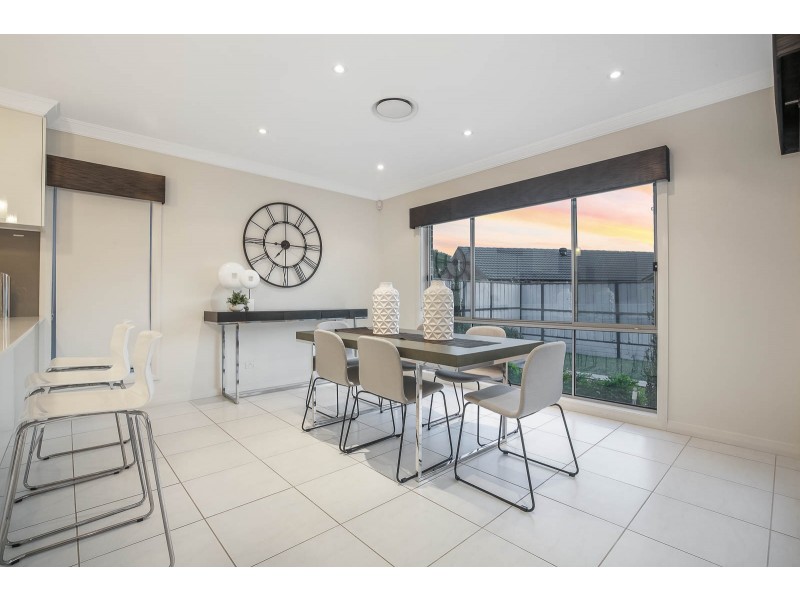 27  Mosaic Avenue, The Ponds NSW 2769