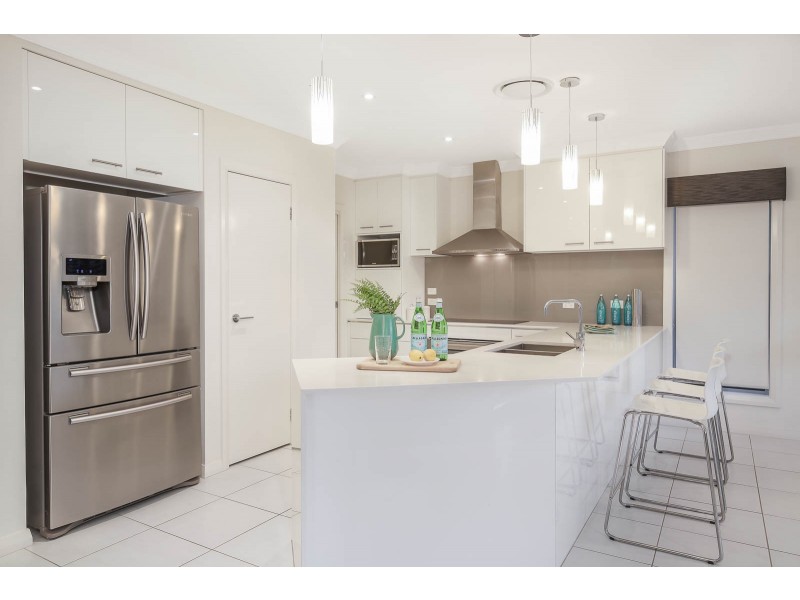 27  Mosaic Avenue, The Ponds NSW 2769