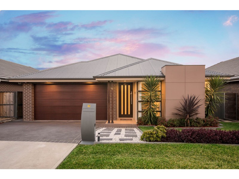 19 Fairfax Street, The Ponds NSW 2769