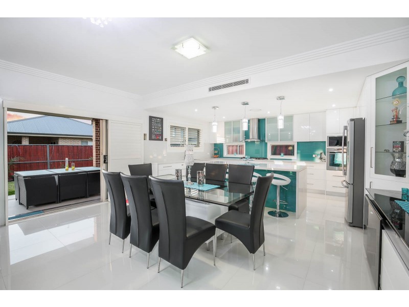 100 Mosaic Avenue, The Ponds NSW 2769