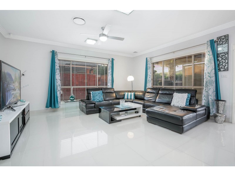 100 Mosaic Avenue, The Ponds NSW 2769