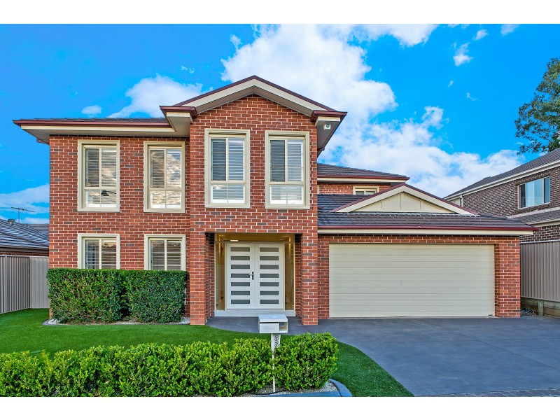 33 Honeyeater Crescent, Beaumont Hills NSW 2155