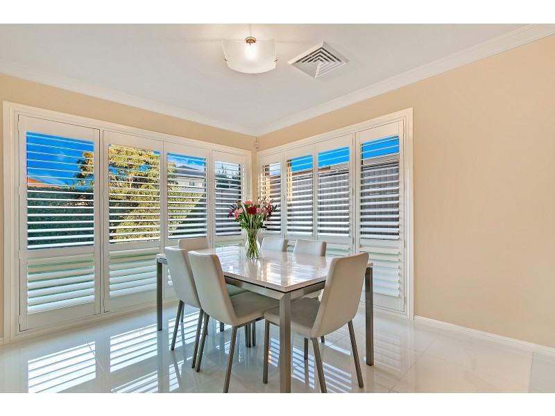 33 Honeyeater Crescent, Beaumont Hills NSW 2155