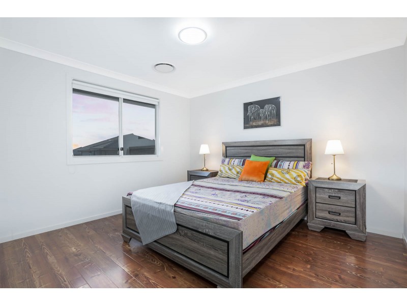 27 Wakely Avenue, The Ponds NSW 2769