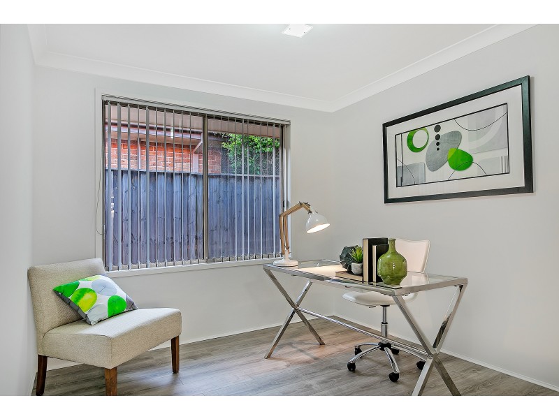 34 Comet Circuit, Beaumont Hills NSW 2155