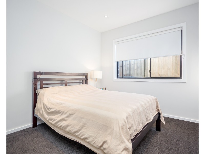 66 Waterfall Boulevard, The Ponds NSW 2769