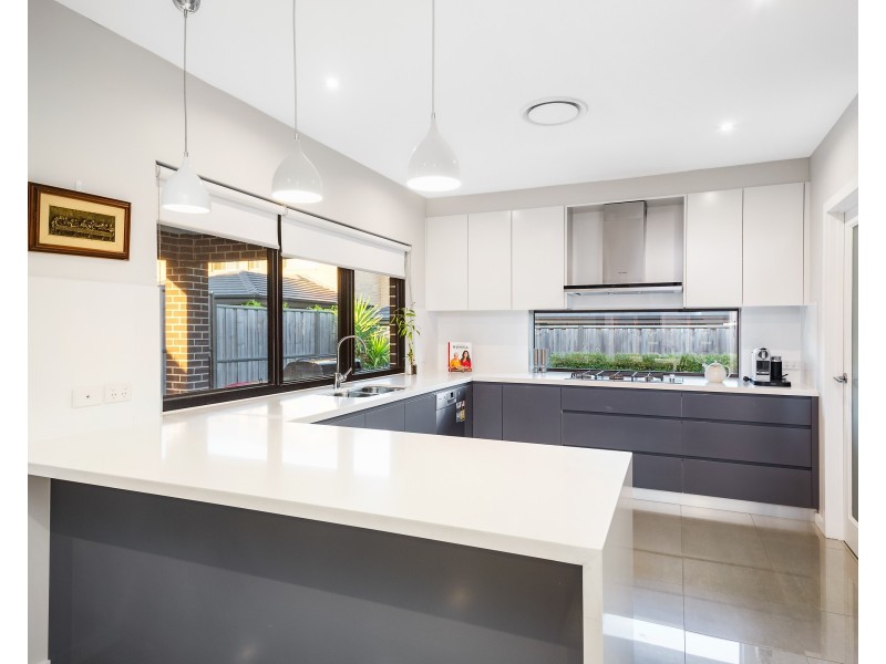 66 Waterfall Boulevard, The Ponds NSW 2769