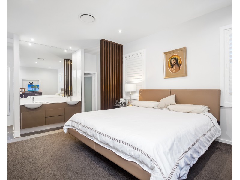 66 Waterfall Boulevard, The Ponds NSW 2769