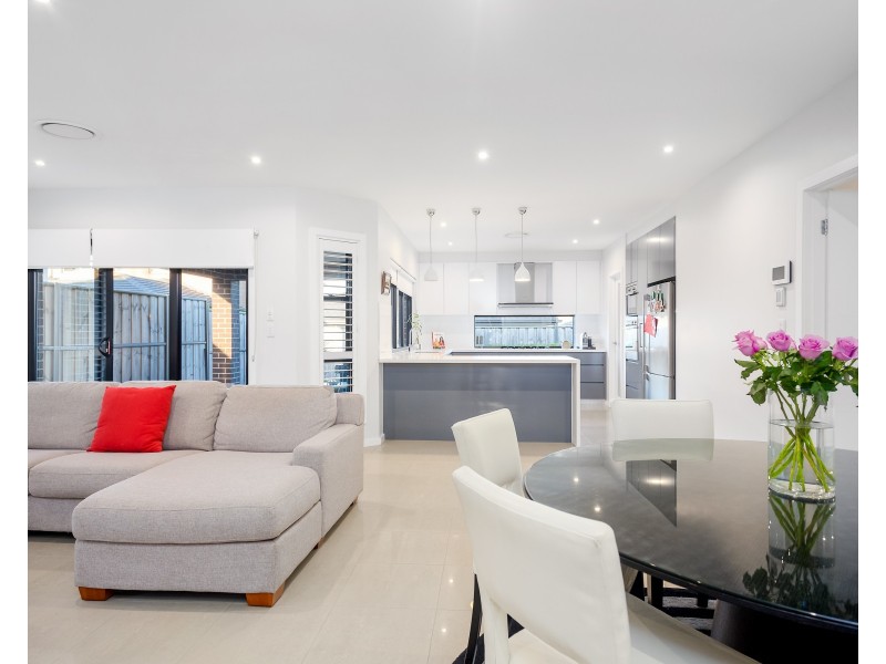 66 Waterfall Boulevard, The Ponds NSW 2769