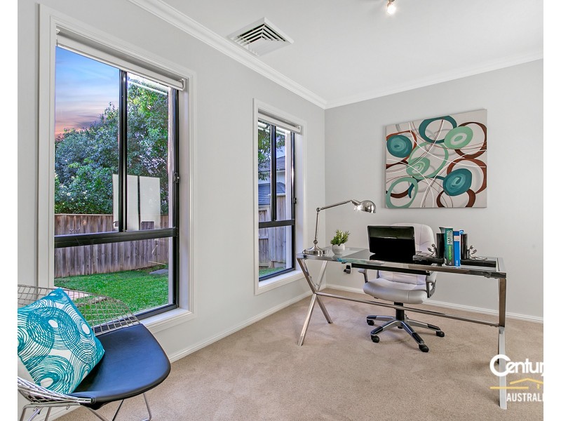 8 Hope Place, Beaumont Hills NSW 2155