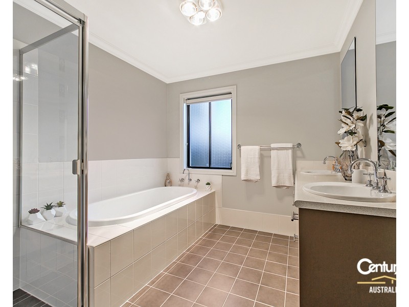 8 Hope Place, Beaumont Hills NSW 2155