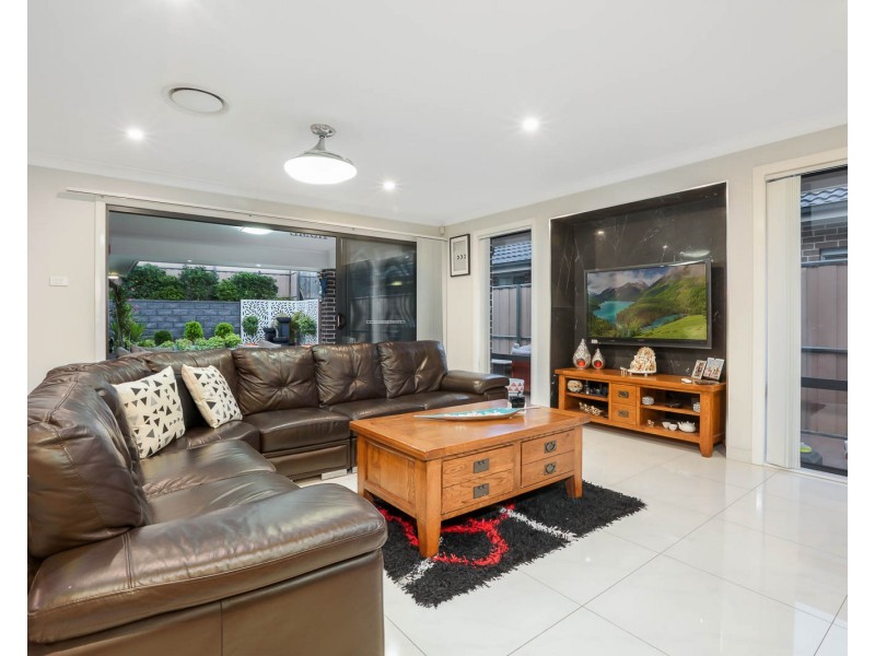 11 Reach Street, The Ponds NSW 2769