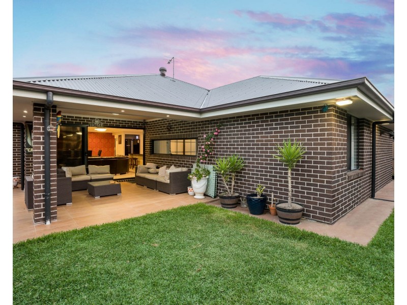 11 Reach Street, The Ponds NSW 2769