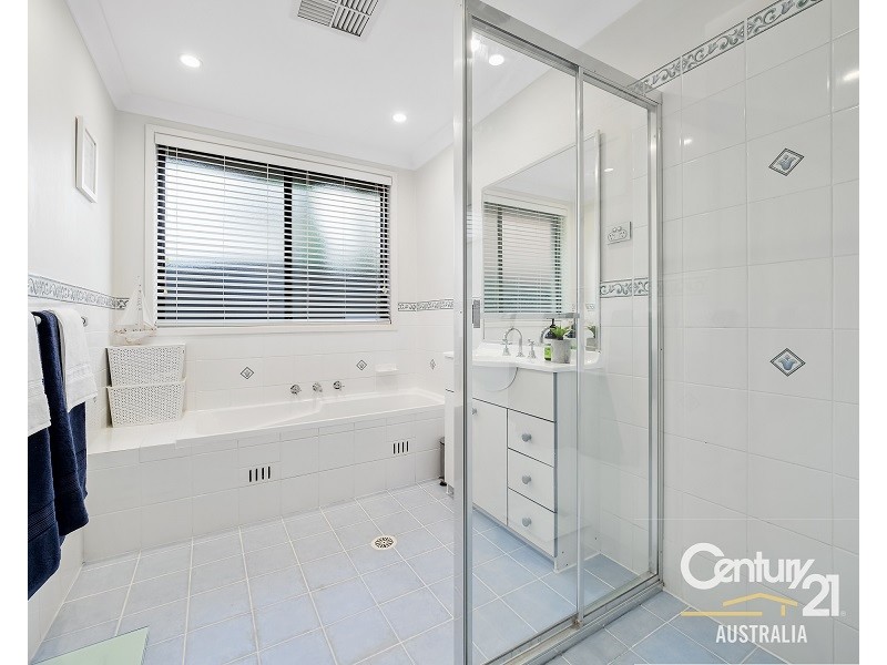 2 Kookaburra Grove, Glenwood NSW 2768