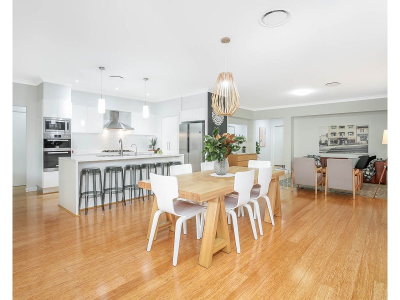 8 Fanflower Street, The Ponds NSW 2769