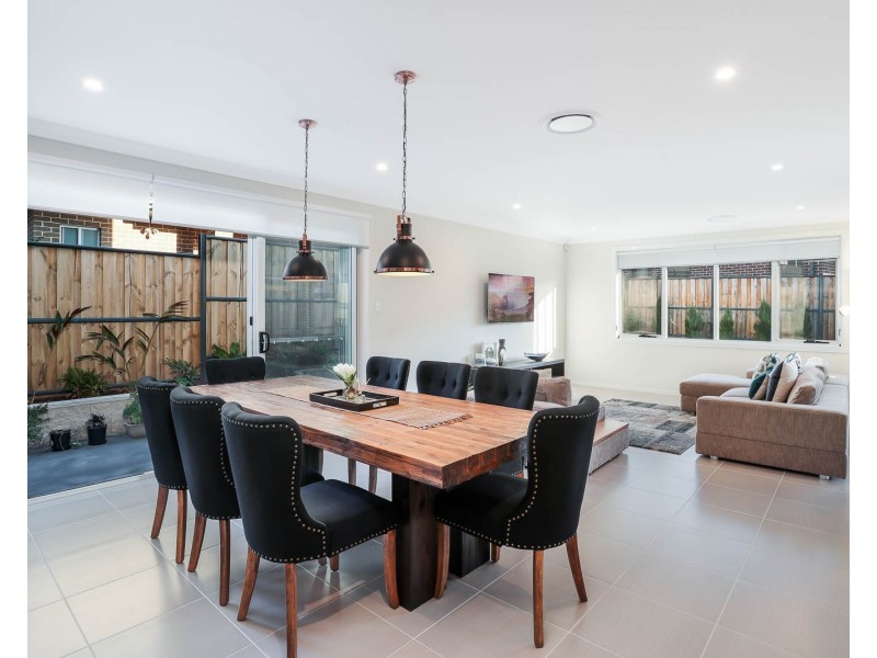 43 Tomah Crescent, The Ponds NSW 2769