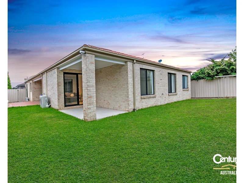28 Rebellion Circuit, Beaumont Hills NSW 2155
