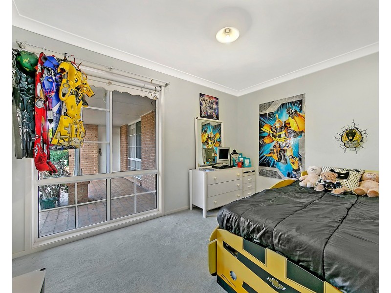 25 Beaumont Drive, Beaumont Hills NSW 2155