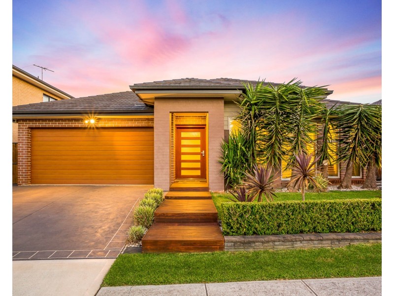 27 Levy Crescent, The Ponds NSW 2769