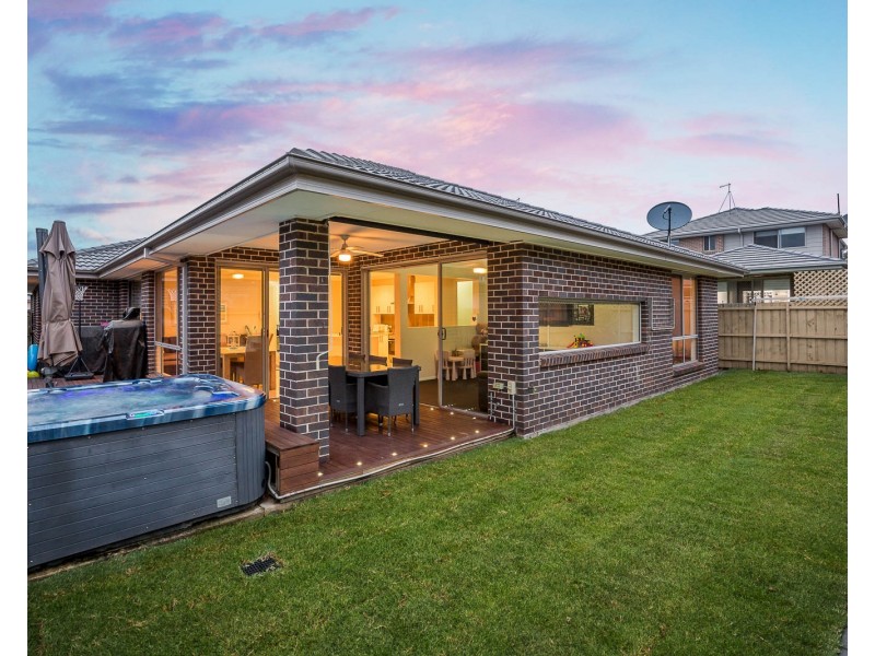 80 Ridgeline Drive, The Ponds NSW 2769