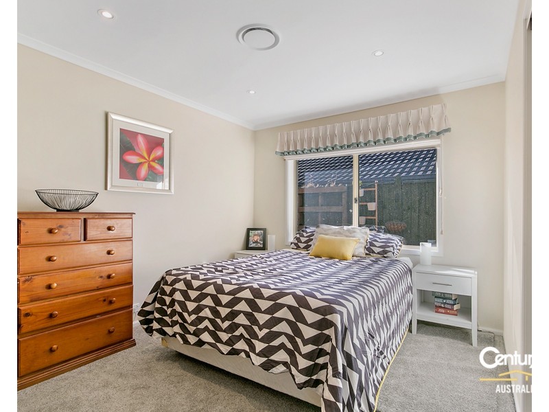 60 Brampton Drive, Beaumont Hills NSW 2155