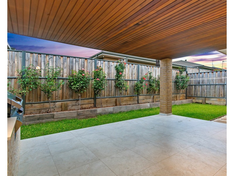 20 Lapstone Street, The Ponds NSW 2769