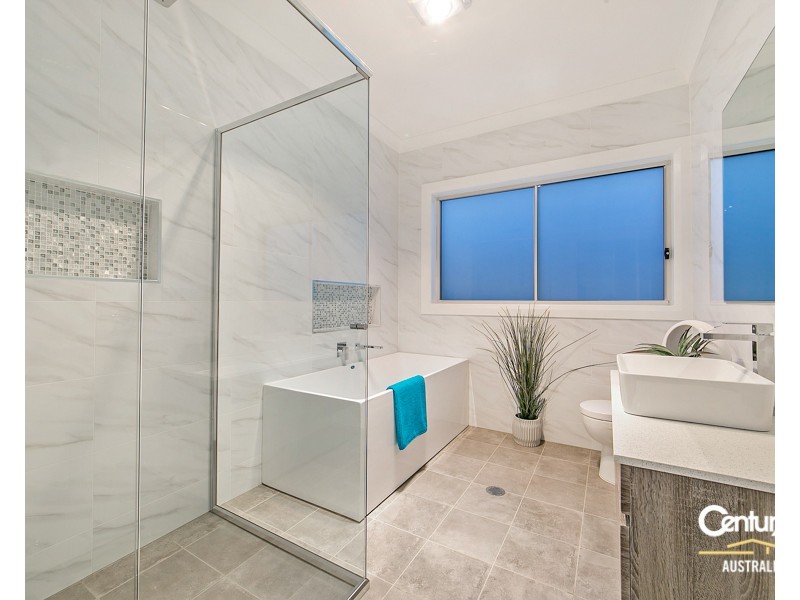 5 Barlow Boulevard, Box Hill NSW 2765