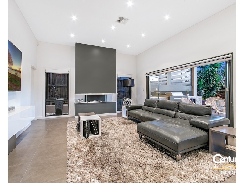 11 Tamborine Drive, Beaumont Hills NSW 2155