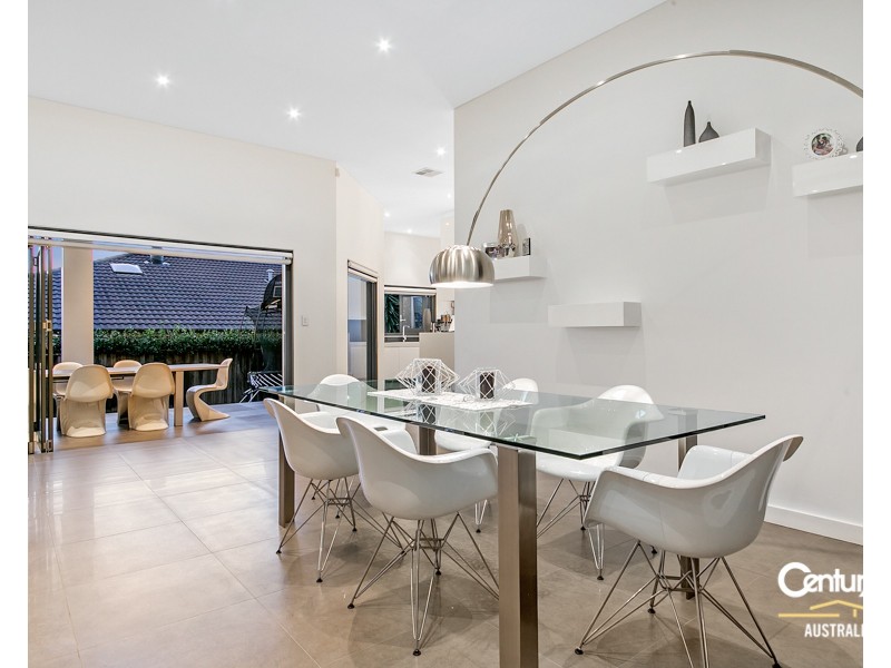 11 Tamborine Drive, Beaumont Hills NSW 2155