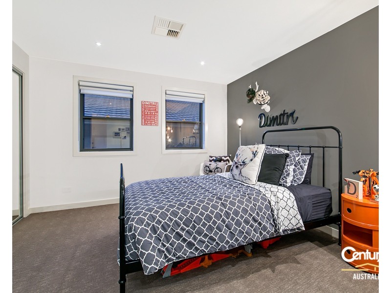 11 Tamborine Drive, Beaumont Hills NSW 2155