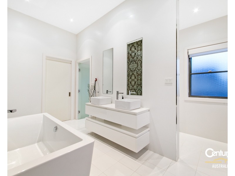 11 Tamborine Drive, Beaumont Hills NSW 2155