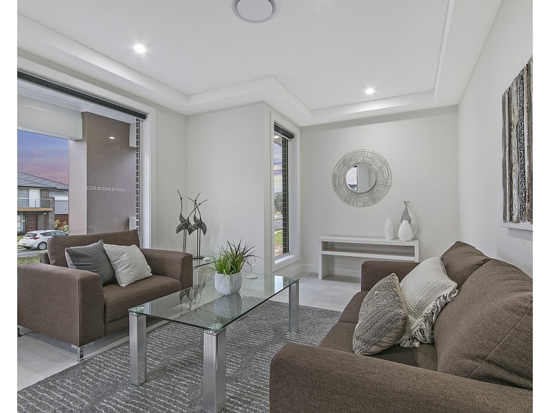 52 Springbrook Boulevard, Kellyville NSW 2155