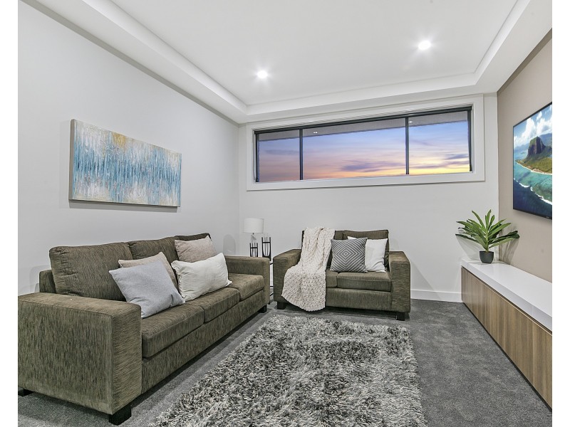 52 Springbrook Boulevard, Kellyville NSW 2155