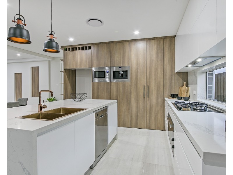 52 Springbrook Boulevard, Kellyville NSW 2155