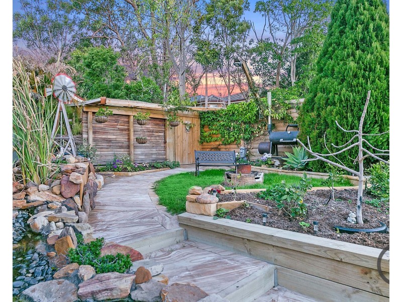 3 Hamish Court, Beaumont Hills NSW 2155