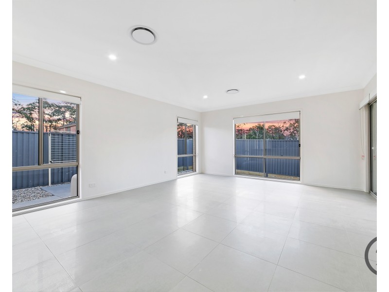 35 Neyland Circuit, Kellyville NSW 2155