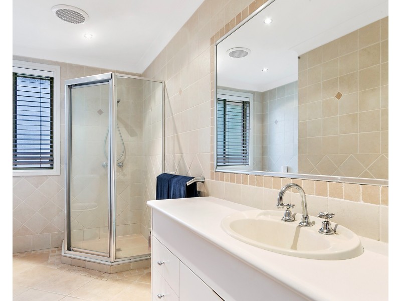 2 Hyatt Close, Rouse Hill NSW 2155