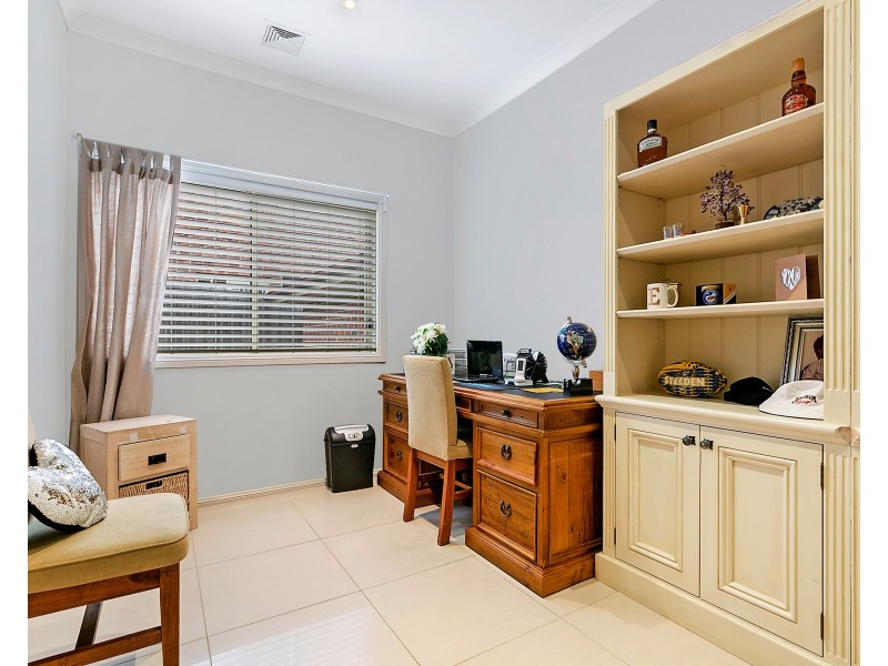 2 Hyatt Close, Rouse Hill NSW 2155